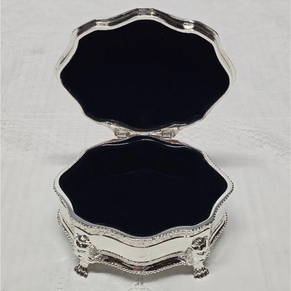 Silver Chrome Lion Heads Footed Non Tarnish Jewelry Trinket Box Victorian Style